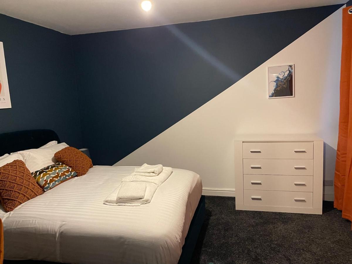 שפילד #Upmarket, Exceptional 4 Bed House, With Free Parking, Close To Amenities And Supermarkets מראה חיצוני תמונה