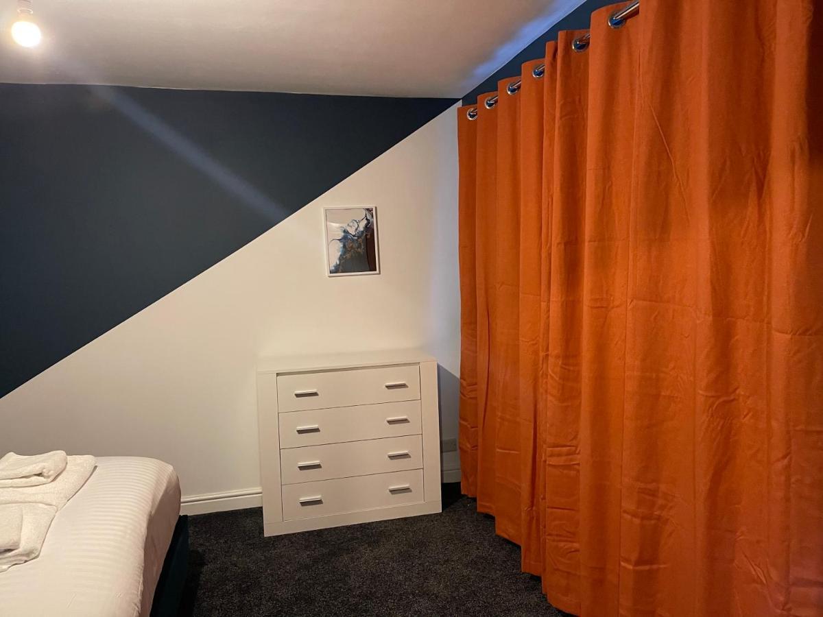 שפילד #Upmarket, Exceptional 4 Bed House, With Free Parking, Close To Amenities And Supermarkets מראה חיצוני תמונה