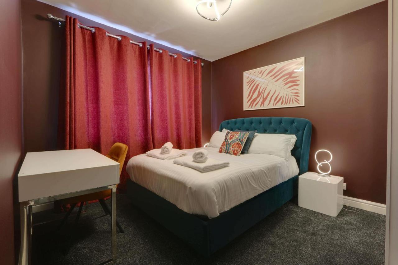 שפילד #Upmarket, Exceptional 4 Bed House, With Free Parking, Close To Amenities And Supermarkets מראה חיצוני תמונה