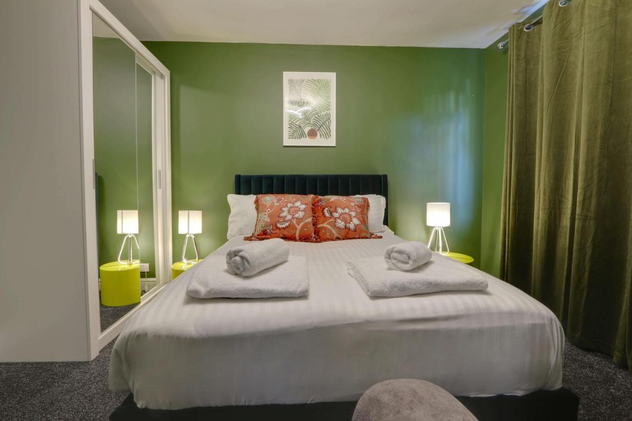 שפילד #Upmarket, Exceptional 4 Bed House, With Free Parking, Close To Amenities And Supermarkets מראה חיצוני תמונה