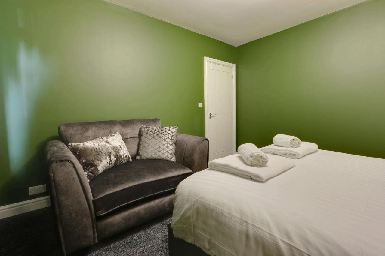 שפילד #Upmarket, Exceptional 4 Bed House, With Free Parking, Close To Amenities And Supermarkets מראה חיצוני תמונה