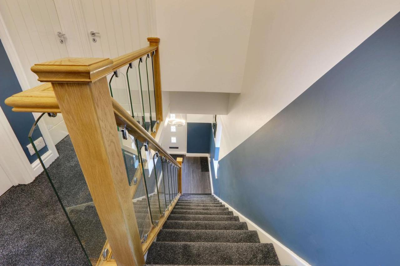 שפילד #Upmarket, Exceptional 4 Bed House, With Free Parking, Close To Amenities And Supermarkets מראה חיצוני תמונה