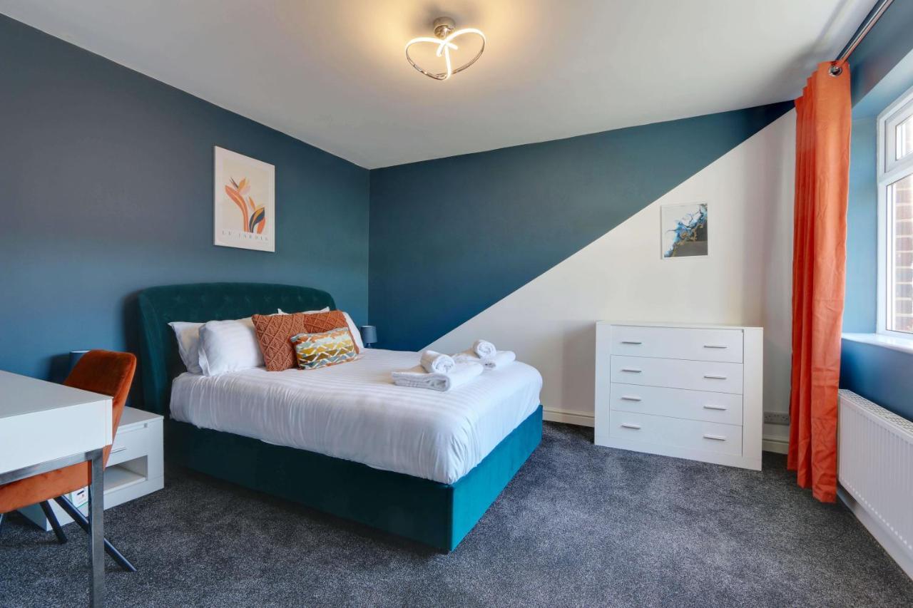 שפילד #Upmarket, Exceptional 4 Bed House, With Free Parking, Close To Amenities And Supermarkets מראה חיצוני תמונה