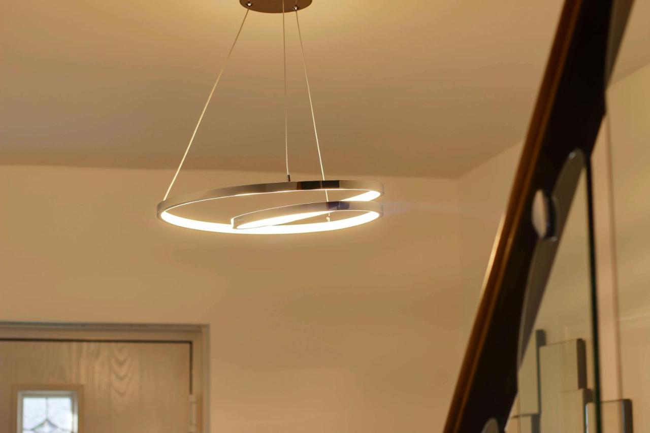 שפילד #Upmarket, Exceptional 4 Bed House, With Free Parking, Close To Amenities And Supermarkets מראה חיצוני תמונה