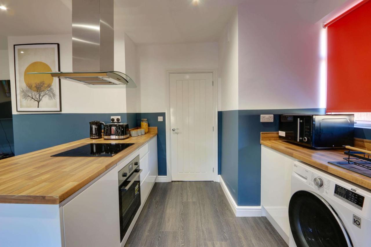 שפילד #Upmarket, Exceptional 4 Bed House, With Free Parking, Close To Amenities And Supermarkets מראה חיצוני תמונה