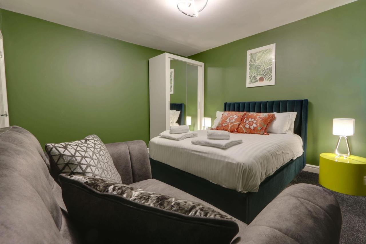 שפילד #Upmarket, Exceptional 4 Bed House, With Free Parking, Close To Amenities And Supermarkets מראה חיצוני תמונה