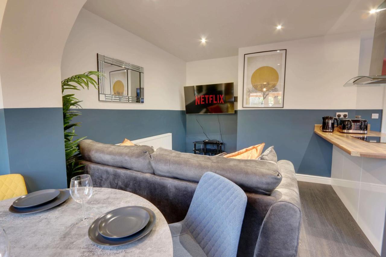 שפילד #Upmarket, Exceptional 4 Bed House, With Free Parking, Close To Amenities And Supermarkets מראה חיצוני תמונה